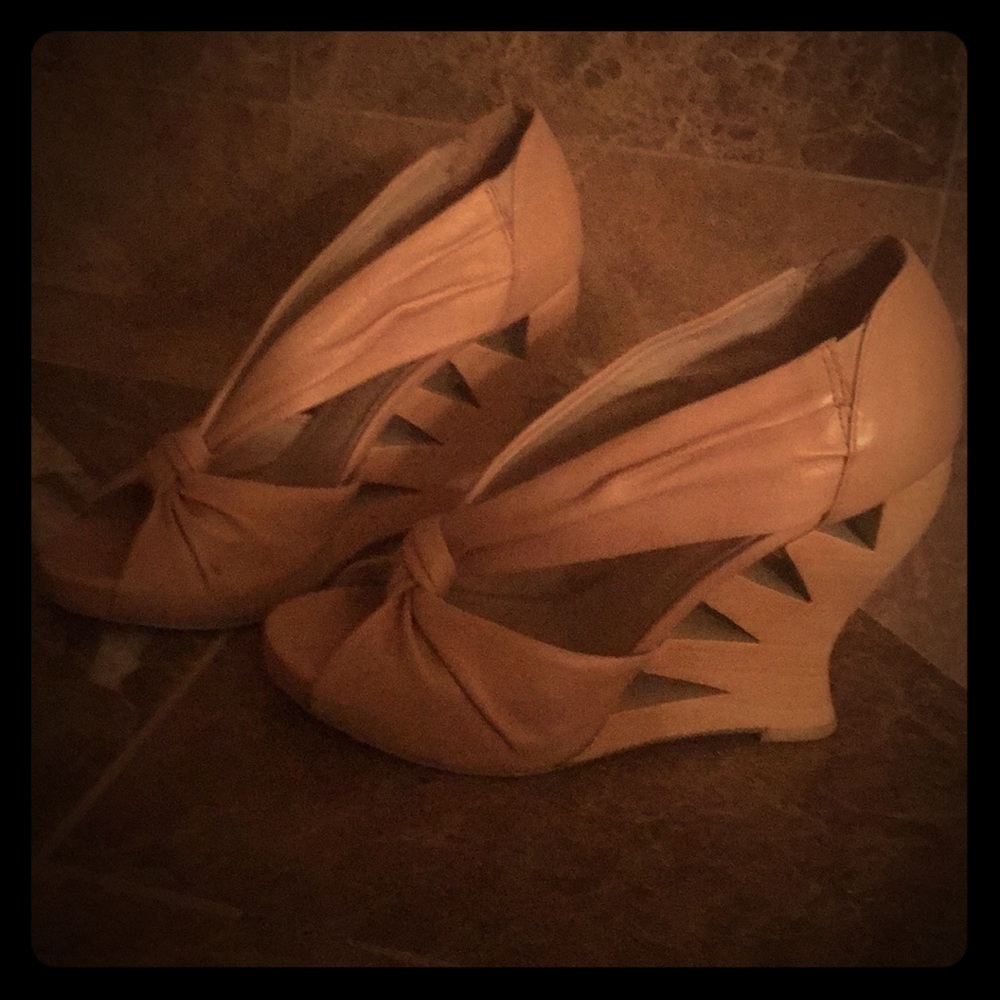 Trendy platform heels. Nude colored. Size 6.5.
